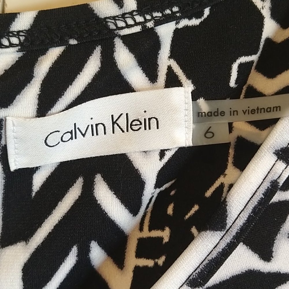 New Calvin Klein Romper Geometric Pattern Size 6 - image 8